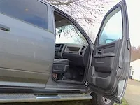 Dodge ram 2500 'heavy duty' cummings 6.7l turbo diesel - afbeelding 10 van  46
