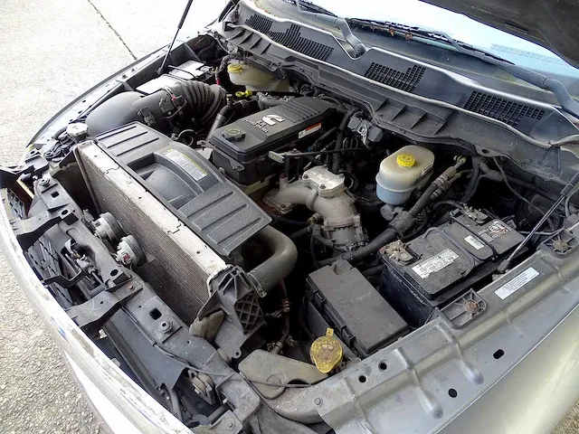 Dodge ram 2500 'heavy duty' cummings 6.7l turbo diesel - afbeelding 38 van  46