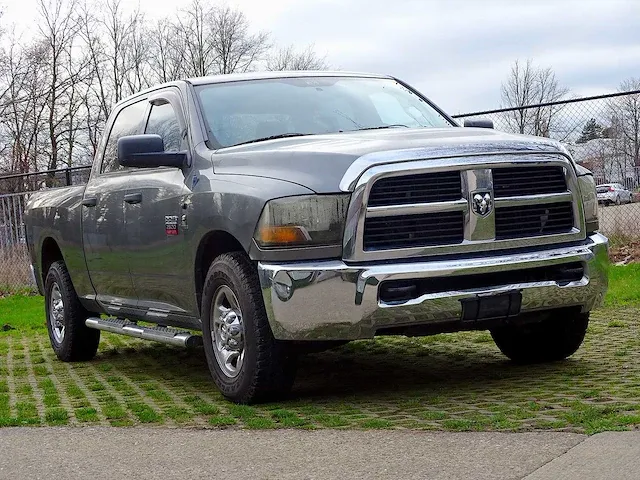 Dodge ram 2500 'heavy duty' cummings 6.7l turbo diesel - afbeelding 42 van  46