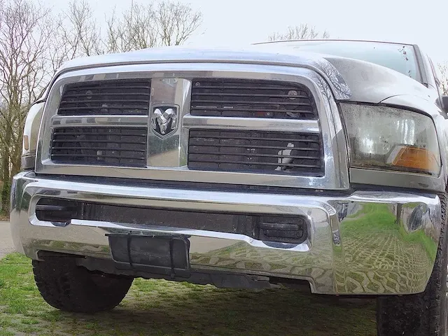 Dodge ram 2500 'heavy duty' cummings 6.7l turbo diesel - afbeelding 44 van  46