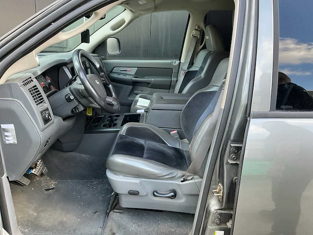 Dodge ram srt10 bedrijfswagen - afbeelding 2 van  22