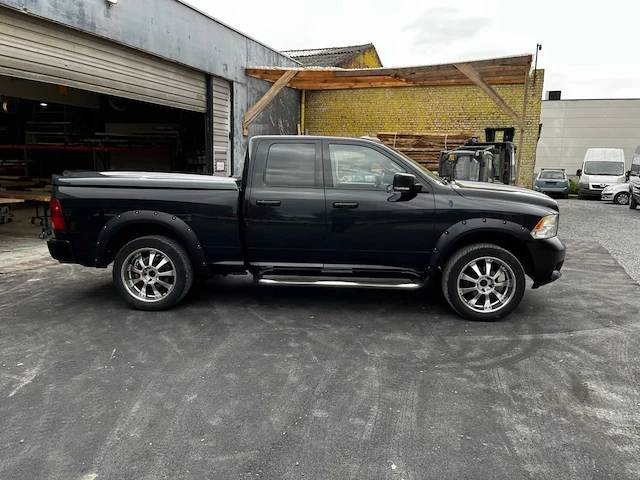 Doge ram 1500 4x4 lpg 5.7 v8 hemi 400pk- lichte vracht - afbeelding 19 van  22