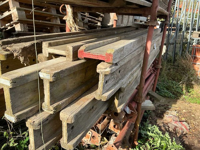 Doka balken en schroefstempel in 2 stapelblokken - afbeelding 6 van  6