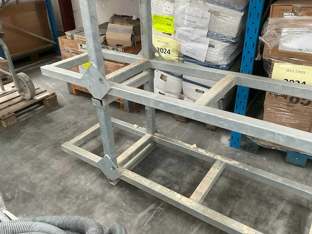 Doka metalen stapelpallet (4x) - afbeelding 3 van  5
