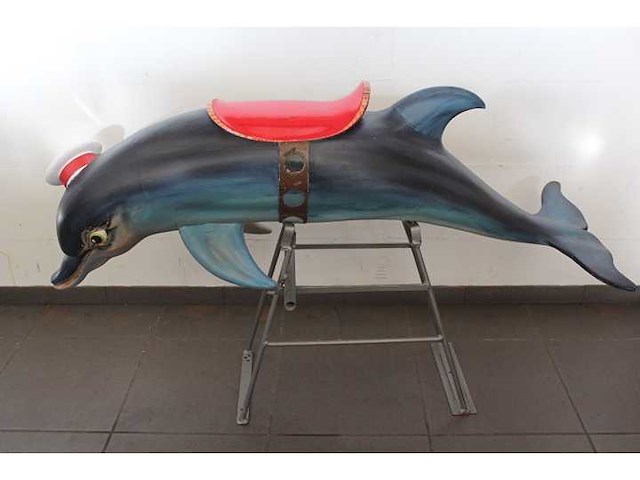 Dolfijn van draaicaroussel - afbeelding 3 van  4