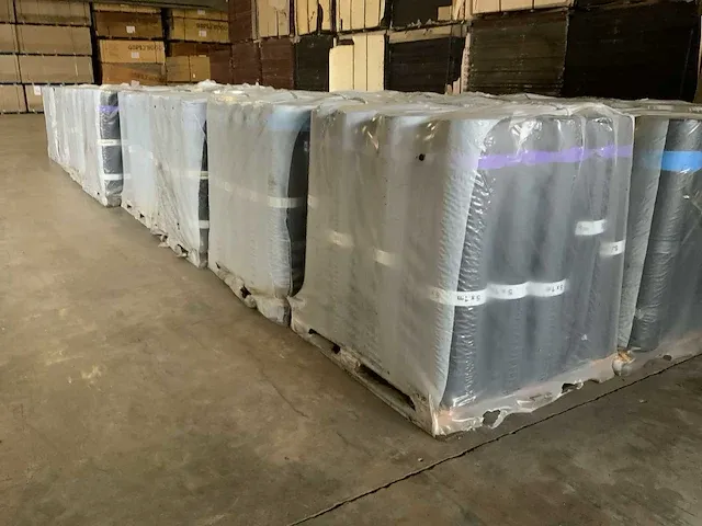 Donkere lei paletten roofing (8x) - afbeelding 1 van  3