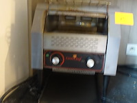 Doorlooptoaster cater chef