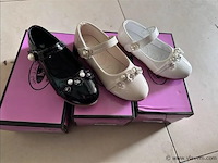 Doos 18 paar maat 31 tot 36 - afbeelding 1 van  2