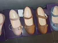 Doos 24 paar maat 28 tot 33 - afbeelding 2 van  5