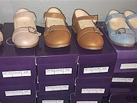 Doos 24 paar maat 28 tot 33 - afbeelding 3 van  4