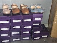 Doos 24 paar maat 28 tot 33 - afbeelding 2 van  4