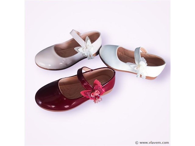 Doos 24 paar maat 28 tot 33 - afbeelding 1 van  4