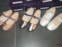 Doos 24 paar maat 28 tot 33 - afbeelding 2 van  4