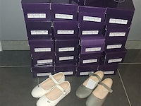 Doos 24 paar maat 28 tot 33 - afbeelding 2 van  2