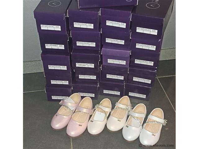 Doos 24 paar maat 28 tot 33 - afbeelding 5 van  5