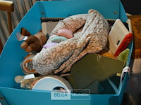 Doos div inhoud - afbeelding 1 van  3