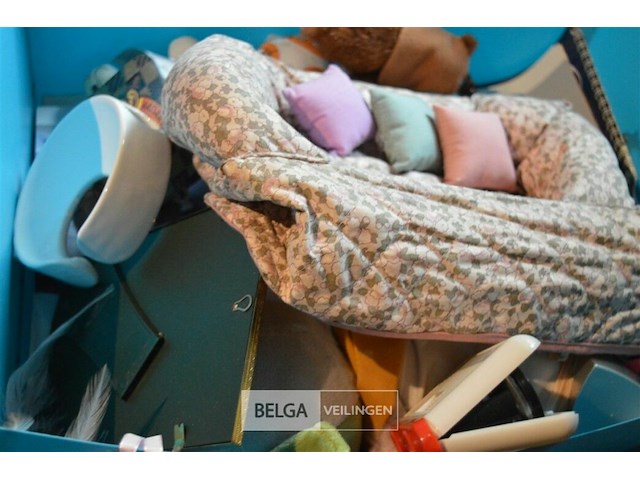 Doos div inhoud - afbeelding 2 van  3