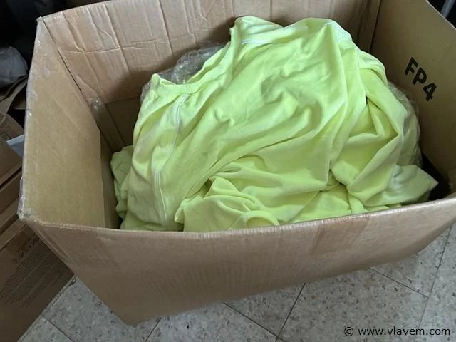 Doos flanelen t-shirts - afbeelding 1 van  1