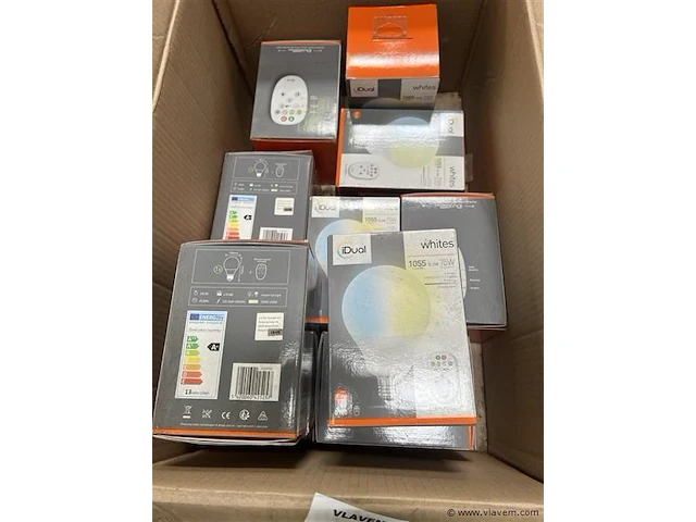 Doos, inh. div. lampen - afbeelding 2 van  3