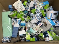 Doos, inh. partij div. aquarium toebehoren - afbeelding 1 van  3