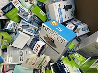 Doos, inh. partij div. aquarium toebehoren - afbeelding 2 van  3