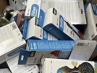 Doos, inh. partij div. aquarium toebehoren - afbeelding 1 van  3