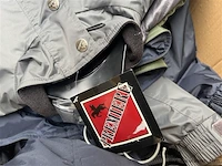 Doos, inh. partij div. kleding - afbeelding 2 van  4