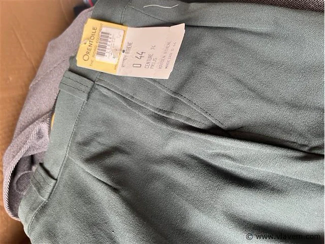 Doos, inh. partij div. kleding - afbeelding 4 van  5