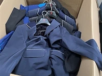 Doos, inh. partij div. ruitersport kleding - afbeelding 1 van  5