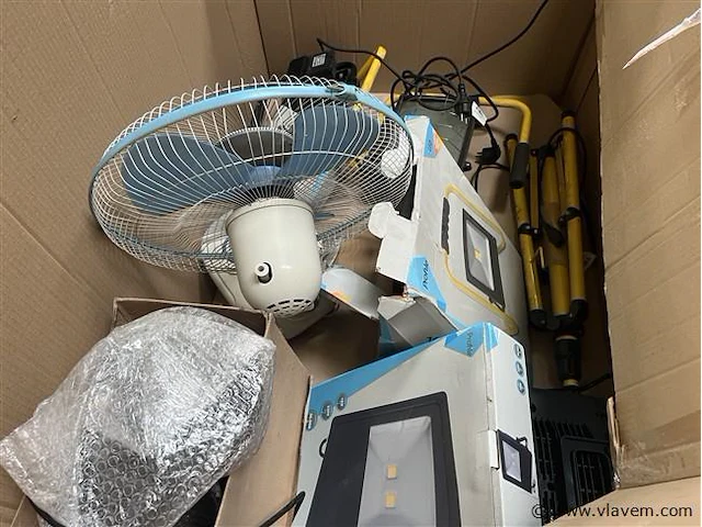 Doos, inh. partij diversen - afbeelding 1 van  3