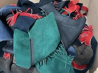 Doos, inh. partij paardensport toebehoren - afbeelding 1 van  2