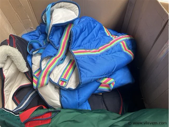 Doos, inh. partij paardensport toebehoren - afbeelding 2 van  4