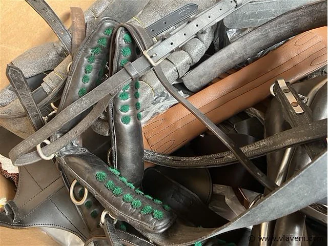 Doos, inh. partij paardensport toebehoren - afbeelding 3 van  4