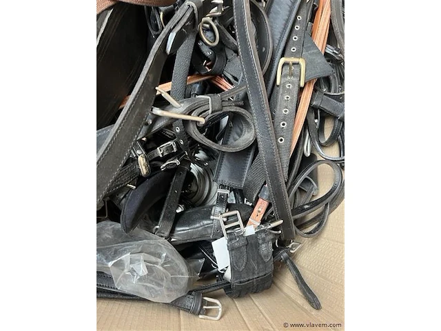 Doos, inh. partij paardensport toebehoren - afbeelding 5 van  5