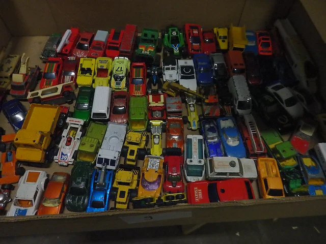 Doos matchbox ea - afbeelding 1 van  3