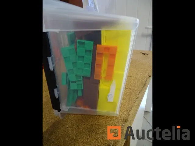 Doos met assortiment gekerfde wiggen kavel deze 245 stukken - afbeelding 3 van  10