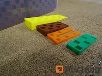Doos met assortiment gekerfde wiggen kavel deze 245 stukken - afbeelding 7 van  10