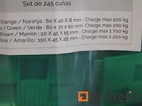 Doos met assortiment gekerfde wiggen kavel deze 245 stukken - afbeelding 8 van  10