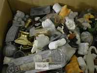 Doos met div miniatuurs - afbeelding 5 van  7