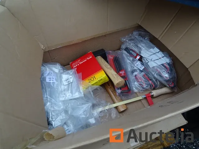 Doos met handgereedschap (zie beschrijving) - afbeelding 8 van  24