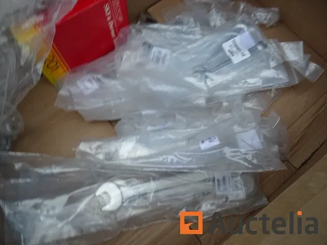 Doos met handgereedschap (zie beschrijving) - afbeelding 13 van  24