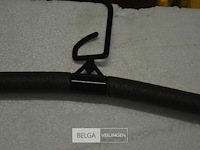 Doos met kleerhangers - afbeelding 3 van  4