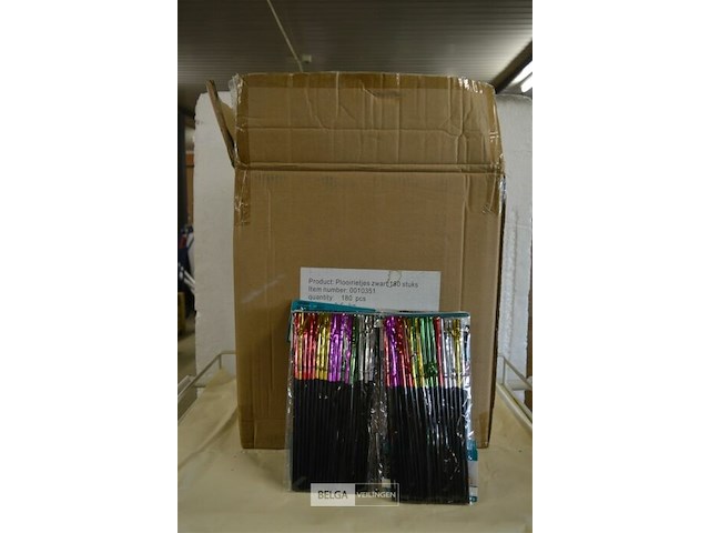 Doos met rietjes met palm - afbeelding 1 van  4