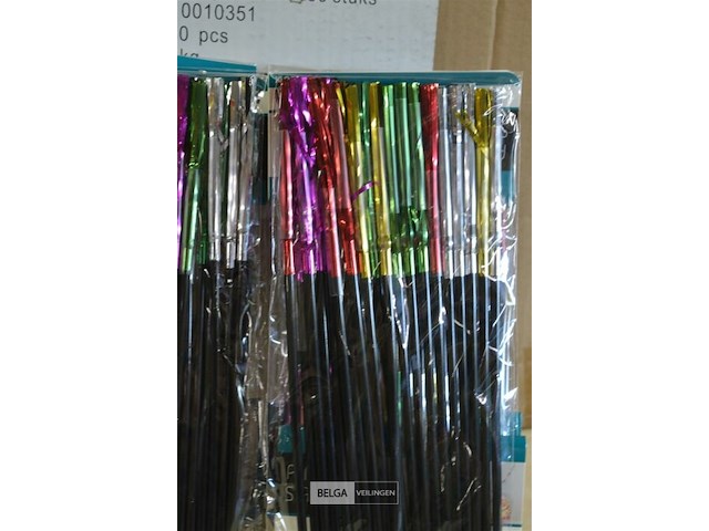 Doos met rietjes met palm - afbeelding 4 van  4