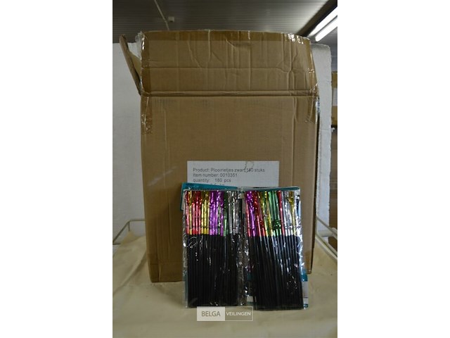 Doos met rietjes met palm - afbeelding 1 van  3