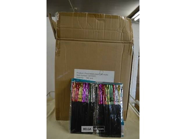 Doos met rietjes met palm - afbeelding 1 van  4