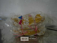 Doos met werkhandschoenen - afbeelding 3 van  4