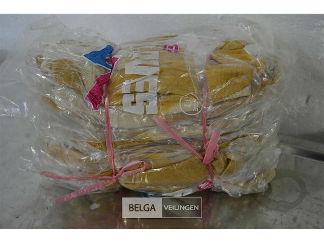 Doos met werkhandschoenen - afbeelding 3 van  4