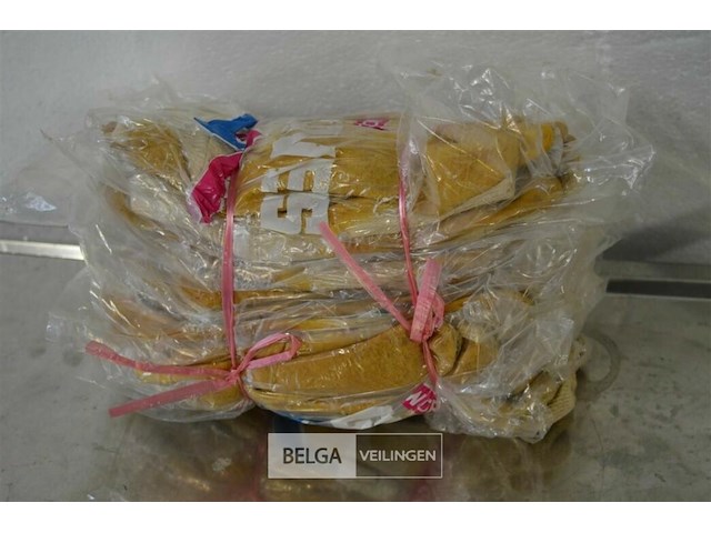 Doos met werkhandschoenen - afbeelding 2 van  4