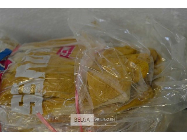 Doos met werkhandschoenen - afbeelding 4 van  4